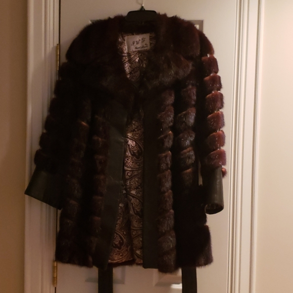 Janet Sloane Leather and fur coat - Picture 2 of 7